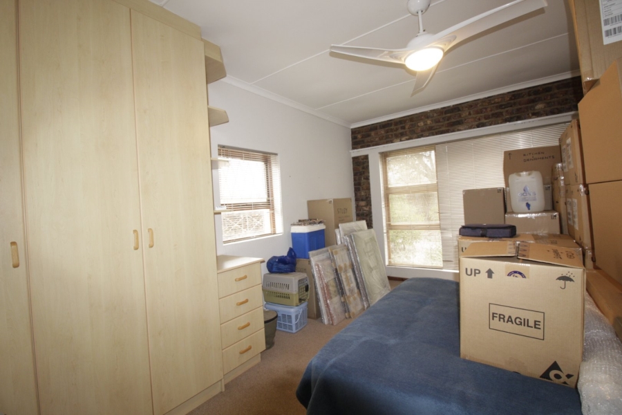 4 Bedroom Property for Sale in Noorsekloof Eastern Cape